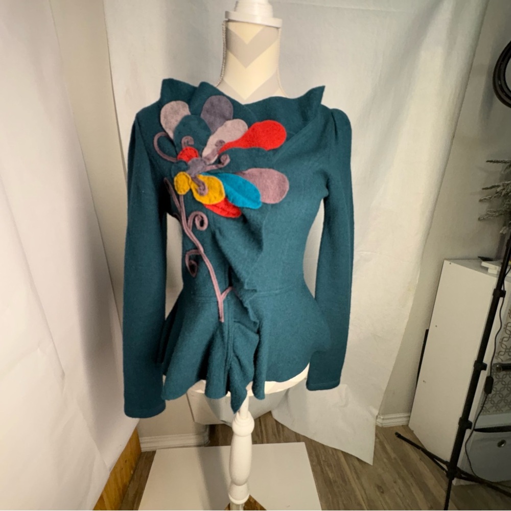 Elegant Teal Blouse with Floral Applique anthropology sleeping on snow